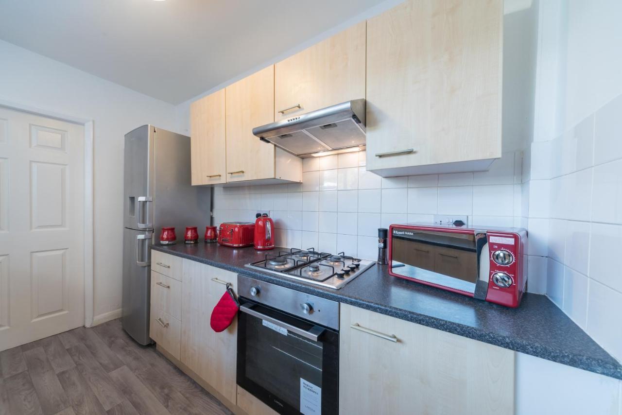 3 Bedroom Saks - 2 Living Area House In Newland Ave Hull Kingston upon Hull Eksteriør bilde