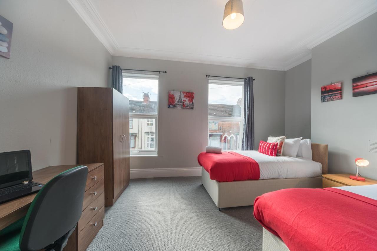 3 Bedroom Saks - 2 Living Area House In Newland Ave Hull Kingston upon Hull Eksteriør bilde